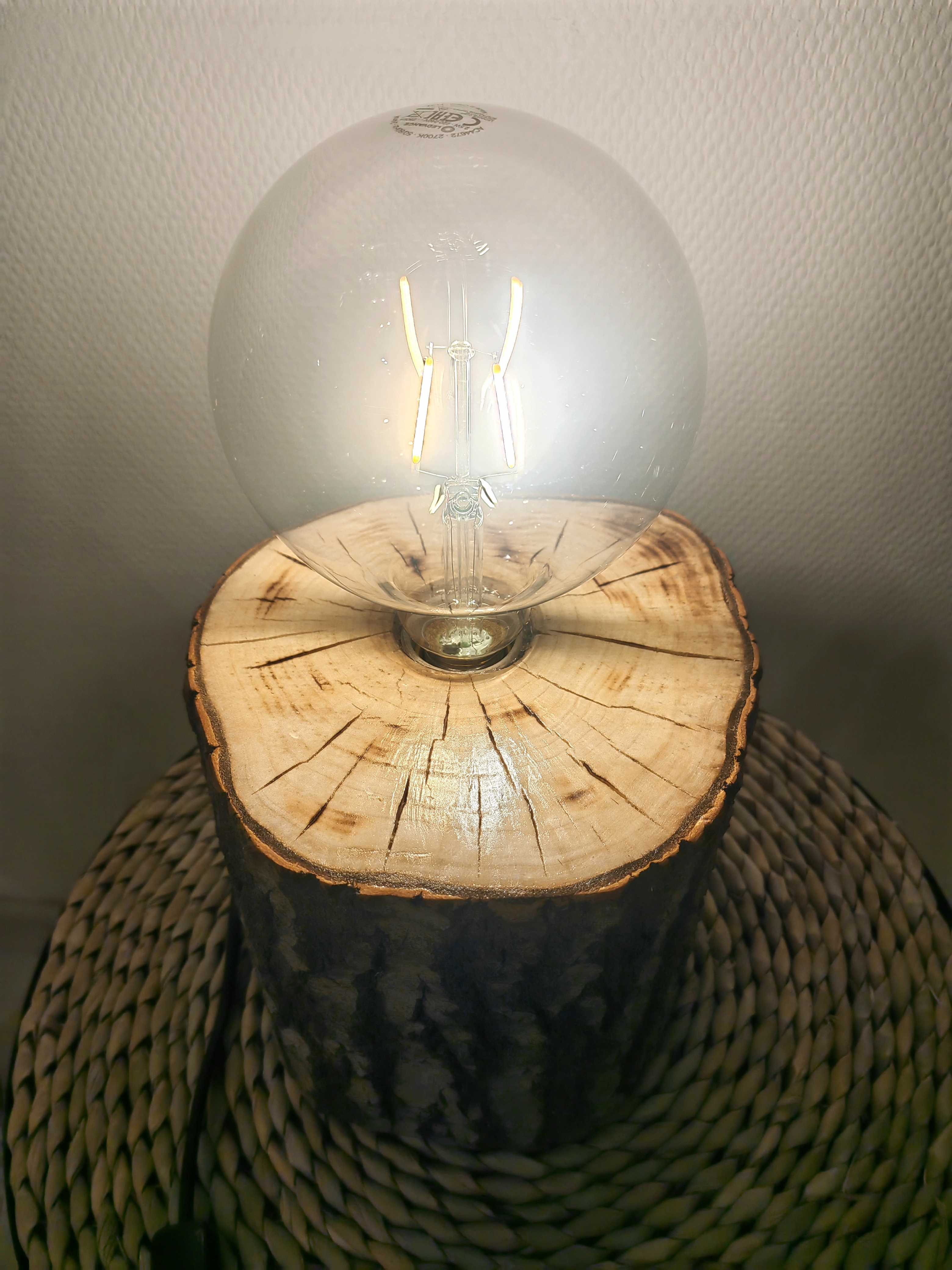Lampa "Dabiska koka"Eko" lampa".
